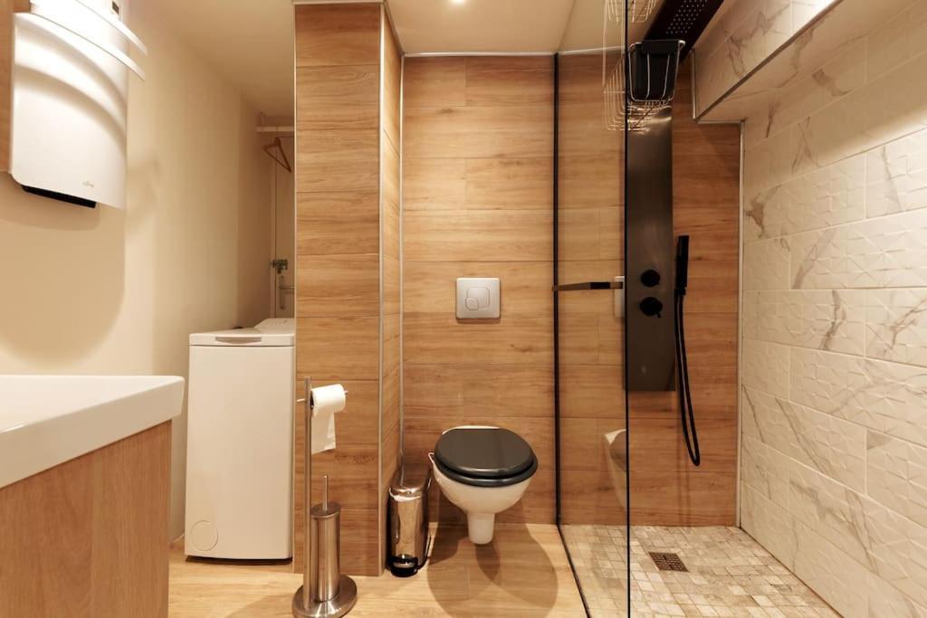 Ღurban Cocon Parking Centre Historique Apartment Маноск Екстериор снимка